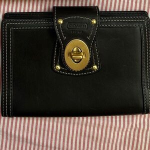 DO NOT BUY LOOKING FOR THIS Coach Black Leather Wallet with Gold Accents
